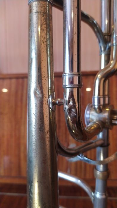 Тромбон Рой Бенсoн.