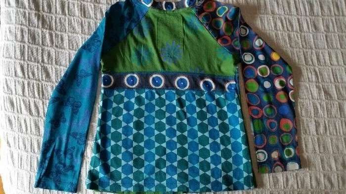 NOVA| Blusa Desigual menina 7/8 anos