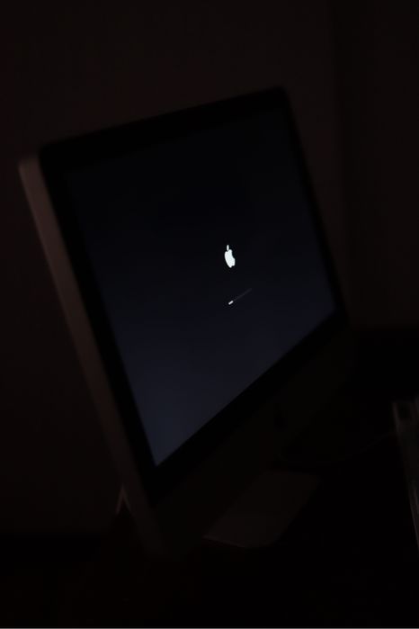Apple iMac 2011 macOS Monterrey