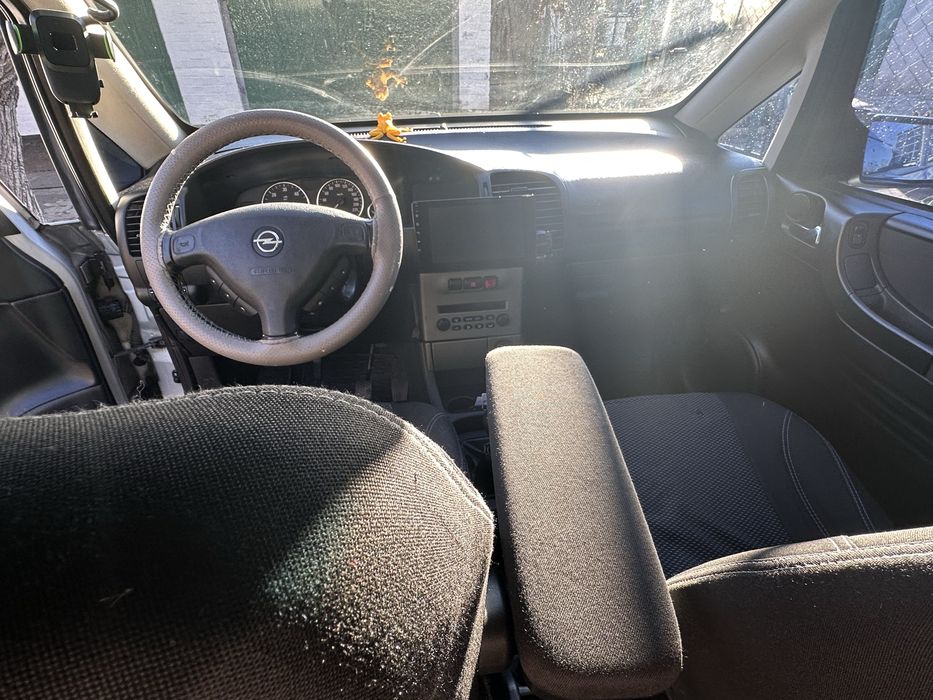 Opel Zafira a 2004