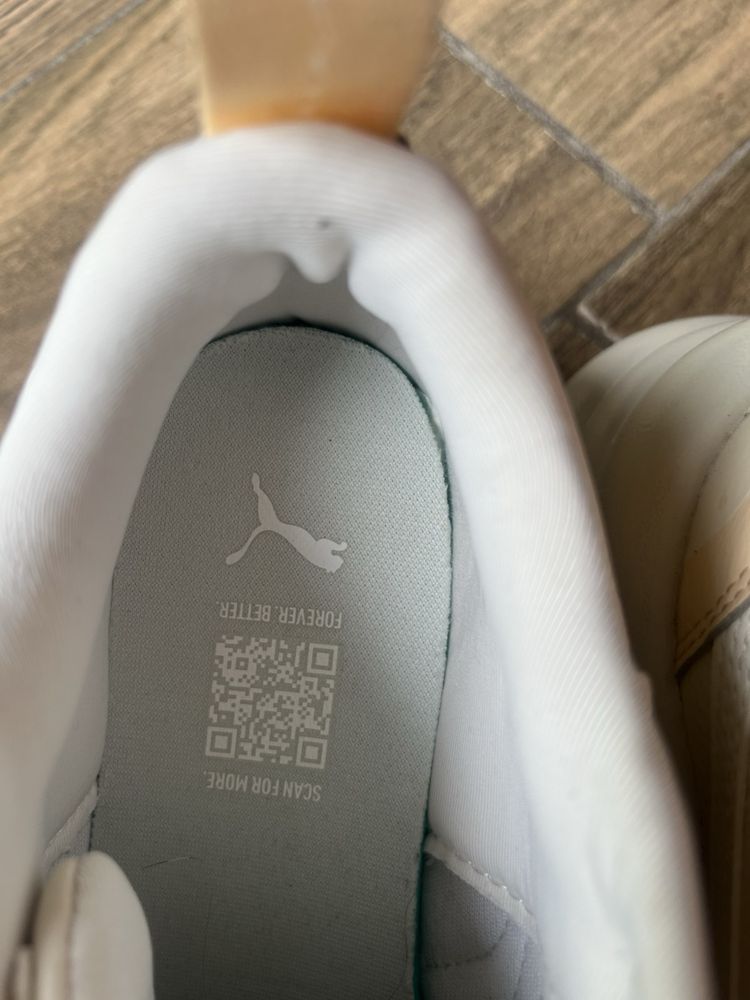 Продам женские кроссовки Puma, купленные в Европе