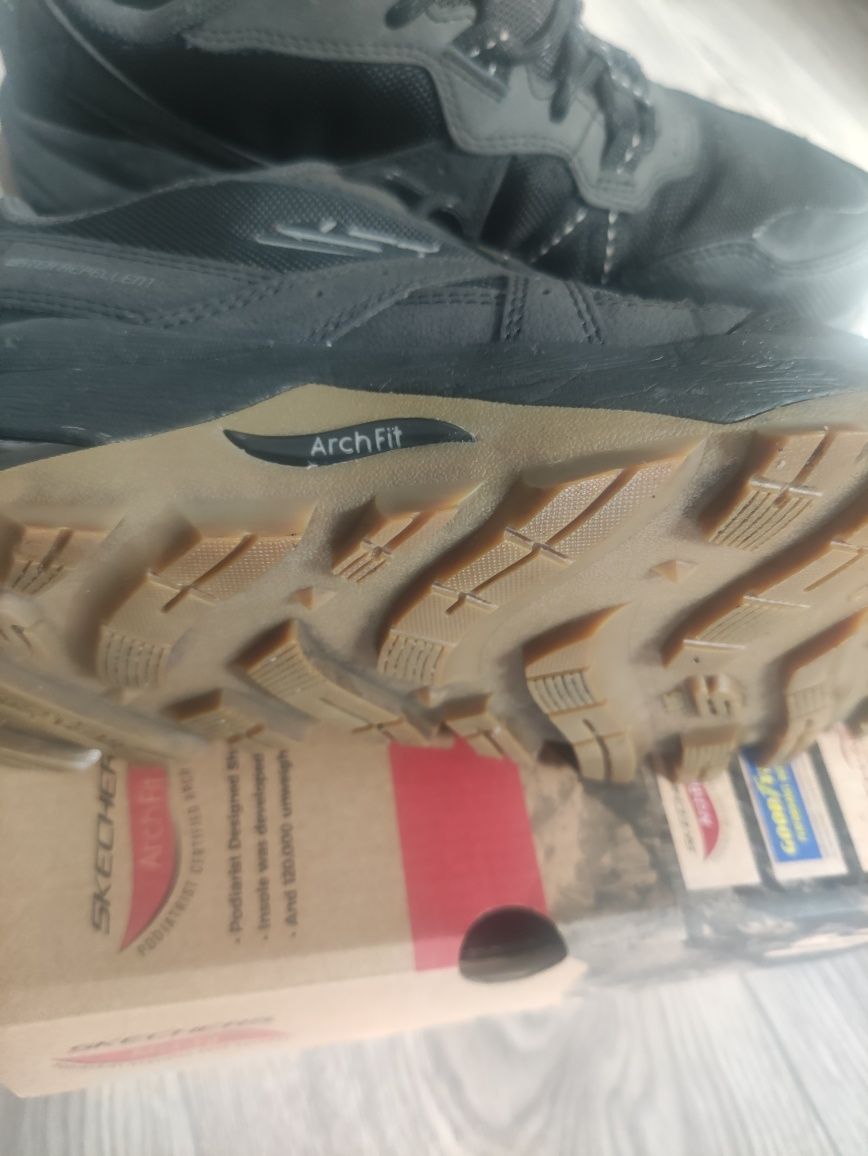 Buty skechers art fit trail air zimowe