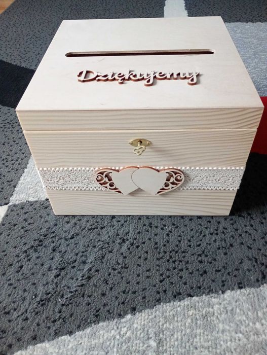 Pudełko na koperty 25x25+ obrączki