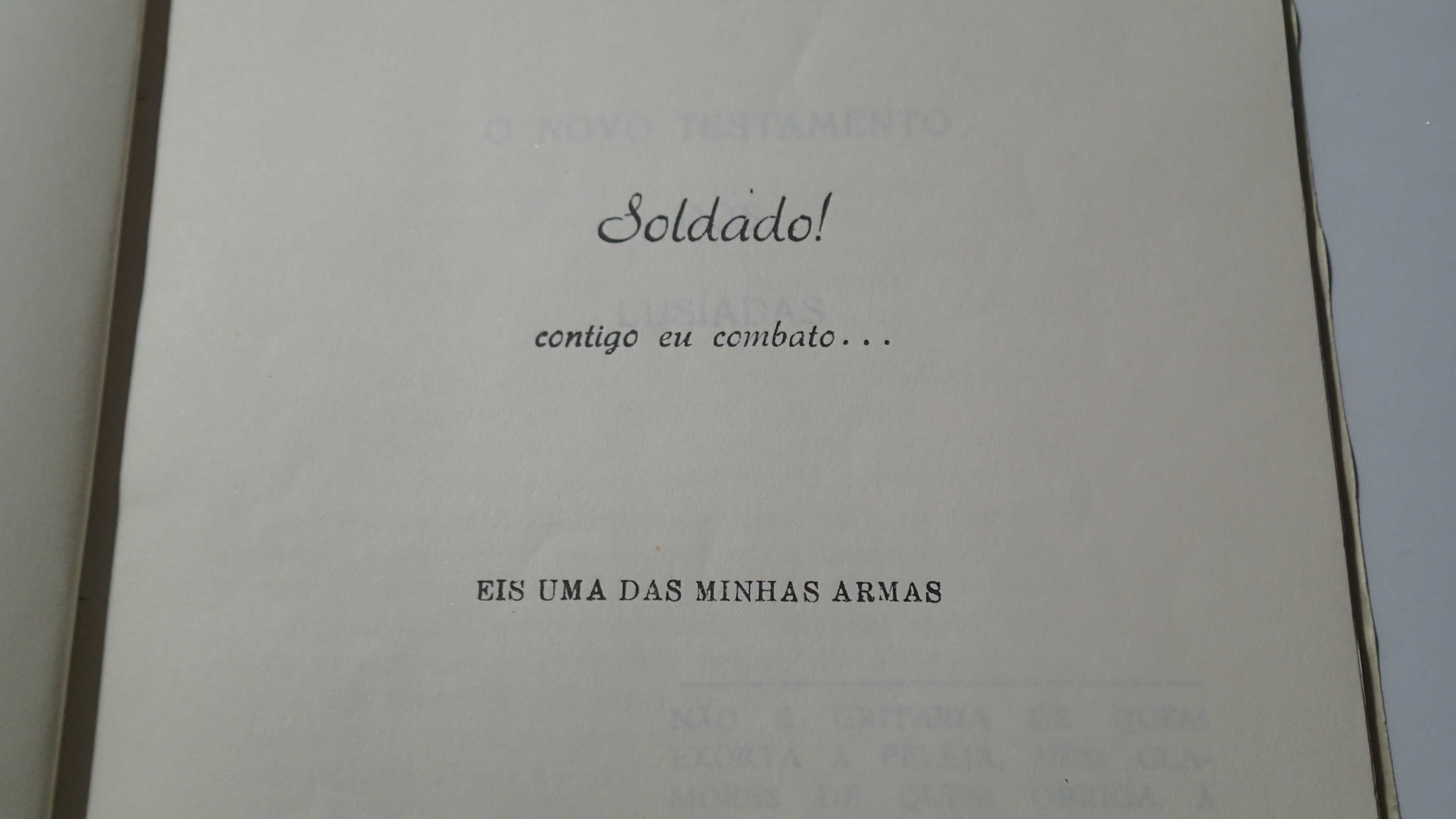 Pequeno Livro de poemas Nacionalistas