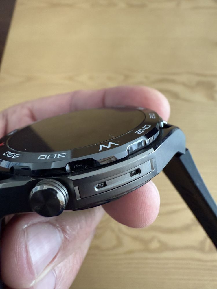 Smartwatch HUAWEI Watch Ultimate - Igual a novo