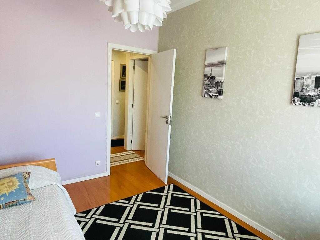 Quarto para alugar – Rua Santos Lima – 350€/mês