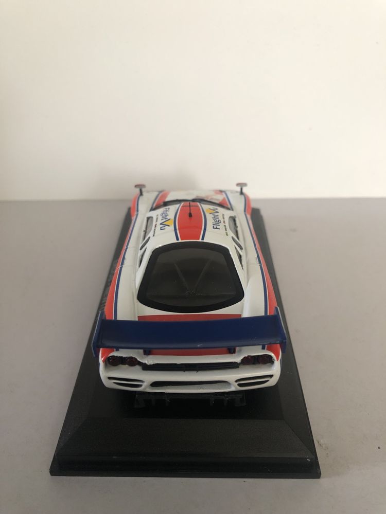 SALEEN S7-R 2004 escala 1:43