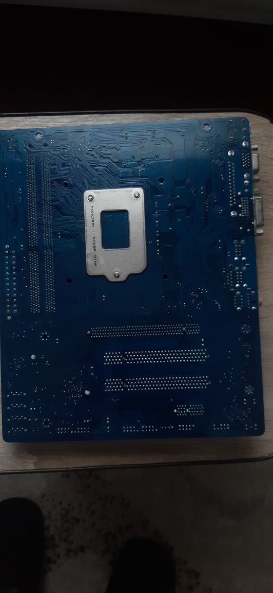 Материнська плата gigabyte ga-h61m-s2pv