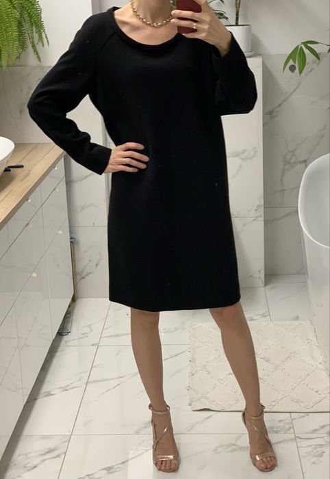 Sukienka czarna prosta klasyczna elegancka do pracy biura plus size 44