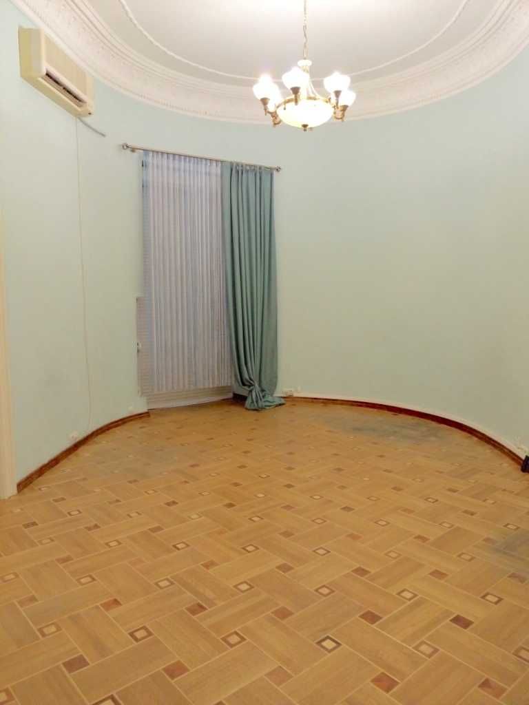 Сдам Офис Фасад 235m² 5 отд.каб Пушкинская,8 Дерибасовская = Греческая