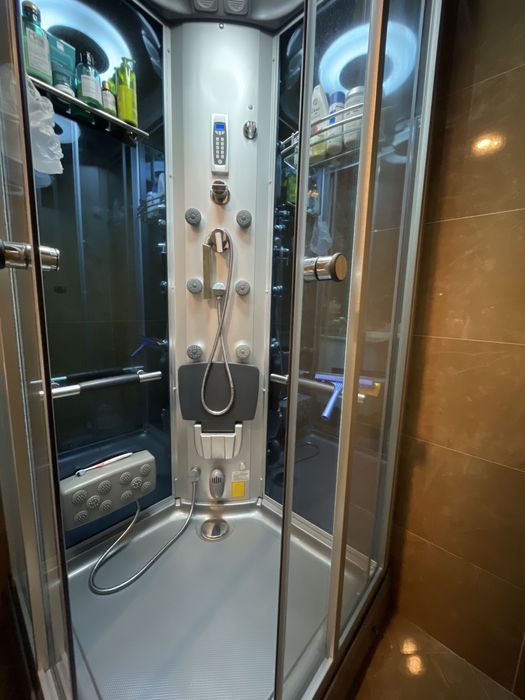 Cabine de duche - jacuzzi e musica