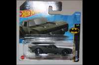 NOWY Hot Wheels Batmobile Batman
