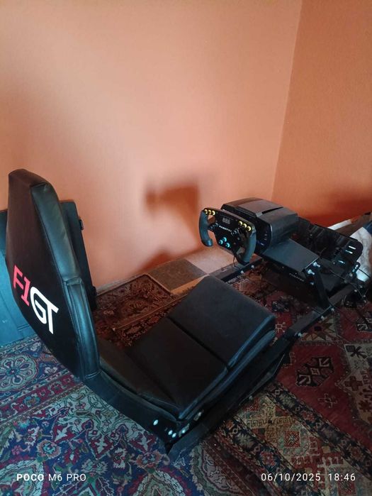 Sim Racing - Fanatec CSL Elite + F1 GT Next Racing seat