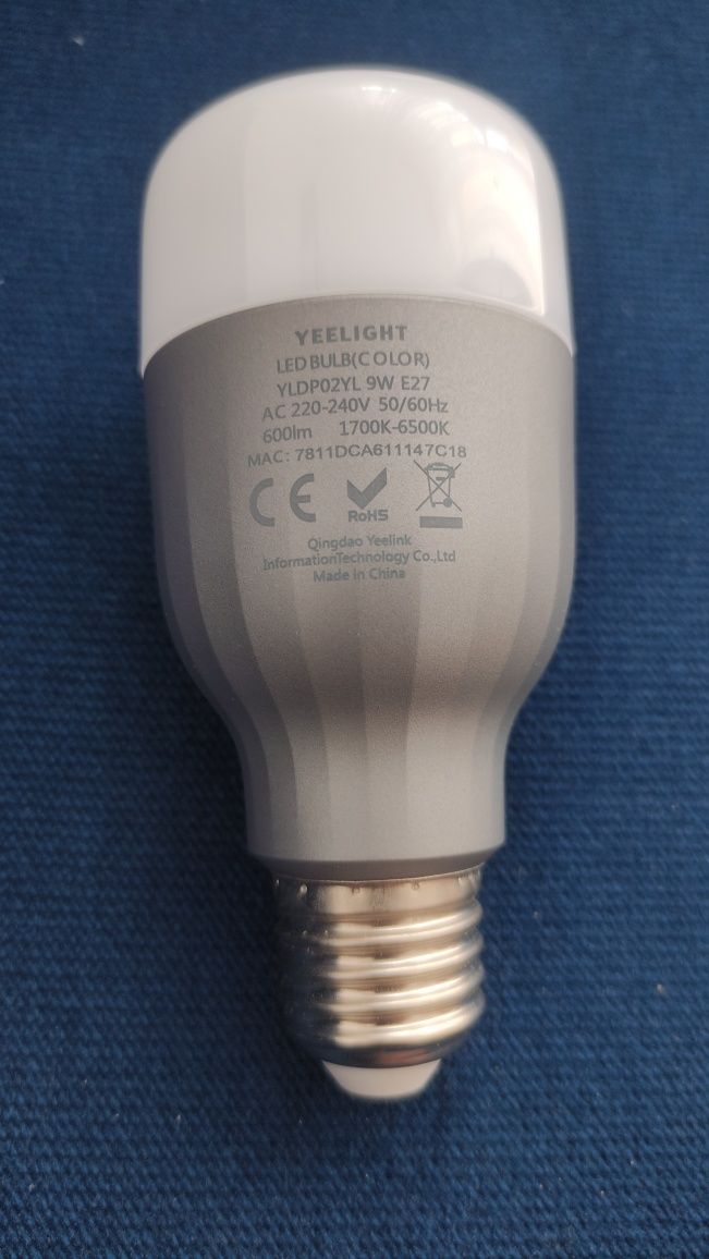 Żarówka inteligentna YeeLight YLDP02YL (kolory RGB)