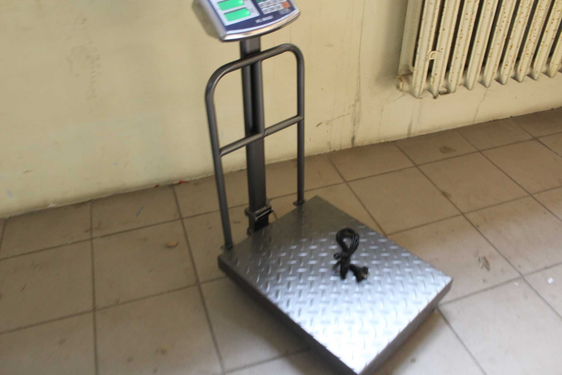 Waga Magazynowa Elektroniczna Sklepowa LCD 150kg Platformowa Towarowa