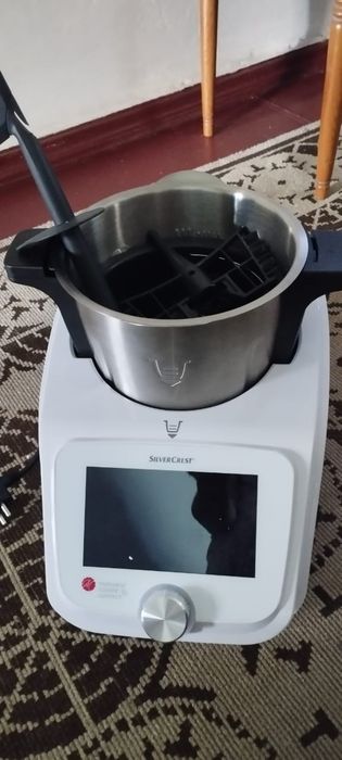 Кухонный комбайн SilverCrest Monsieur Cuisine SKMG 1100A