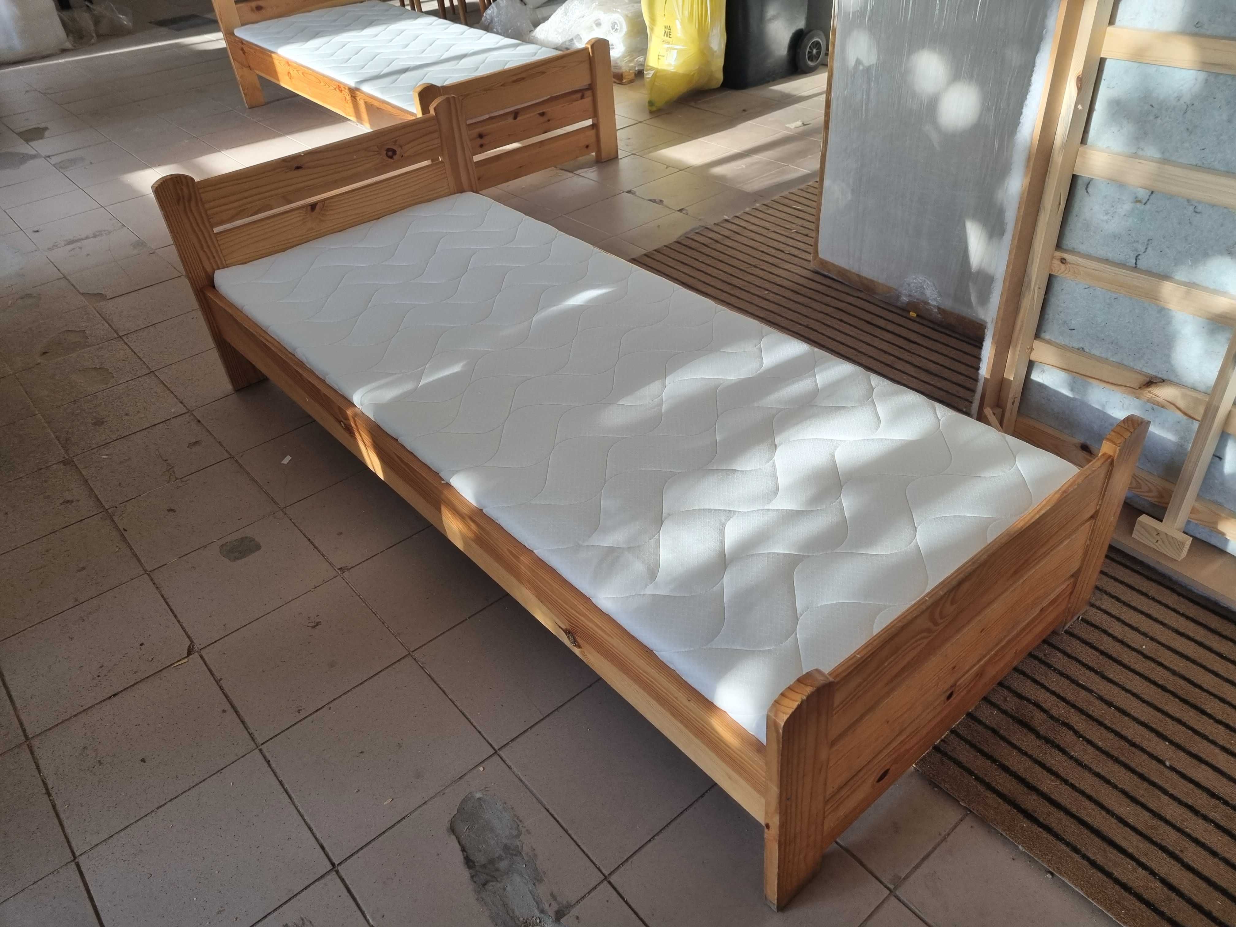 Łóżka sosnowe 80/200 z nowym materacem piankowym H-8cm 100Szt.