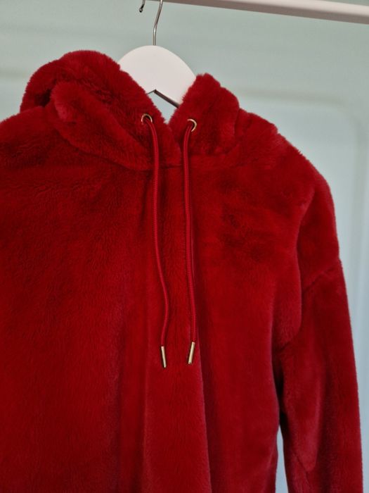 Czerwona bluza z kapturem futerkowa futrzana z futra Urban Classics