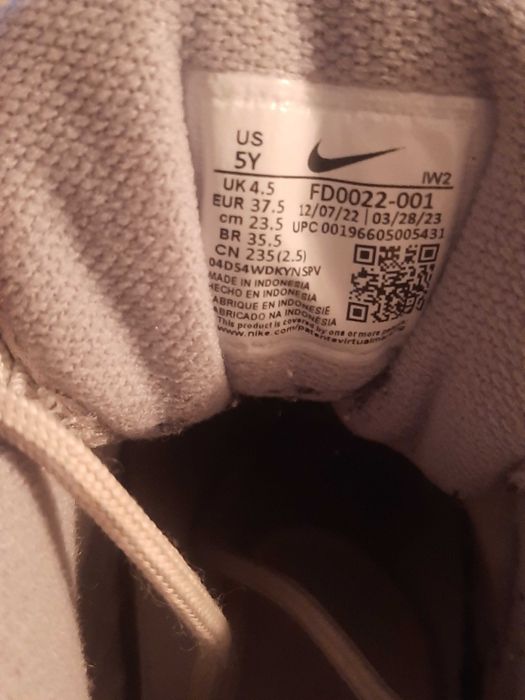 Sapatilhas para criança