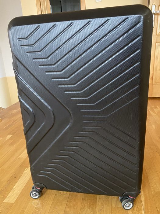 Валіза великого розміру