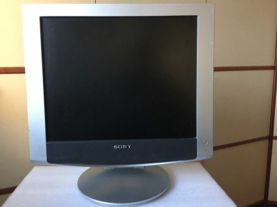 Продам монітор Sony SDM-HX73 17``