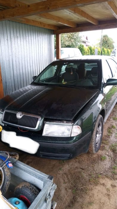 Skoda Octavia na części