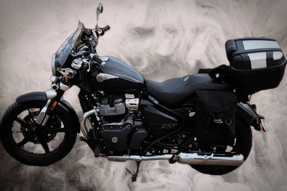 Royal Enfield Super Meteor GWARANCJA maj 2026. Royal Enfield Super Meteor 650 2023r salon Polska