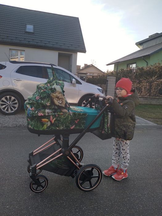 Gondola cybex 4.0 e-priam