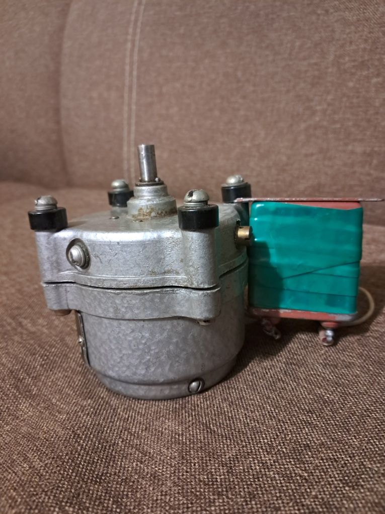 Синхронный двигатель СД-54