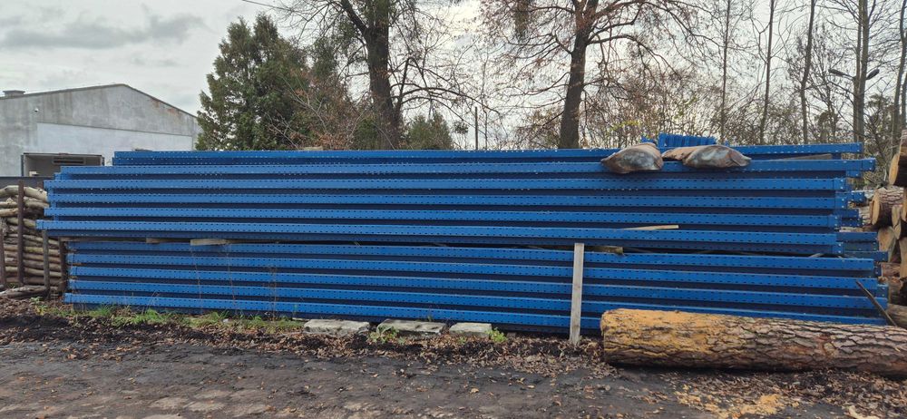 Regały magazynowe/słupy do wiaty, wys 10m