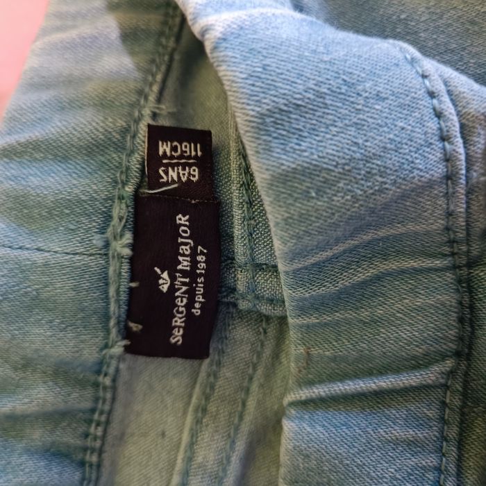 Conjunto menina 5anos novo sem etiqueta Benetton e Sergent Major
