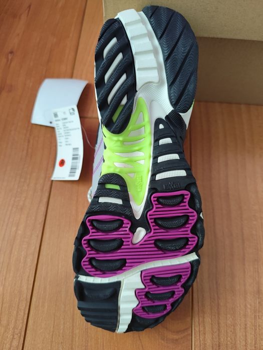 Tênis adidas TORSION TRDC W