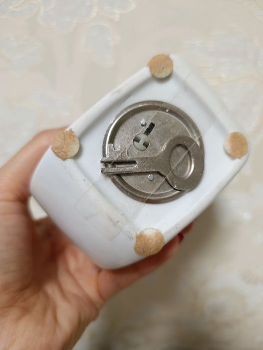 Скарбничка, копілка Беатрікс Поттер, Пітер кролик