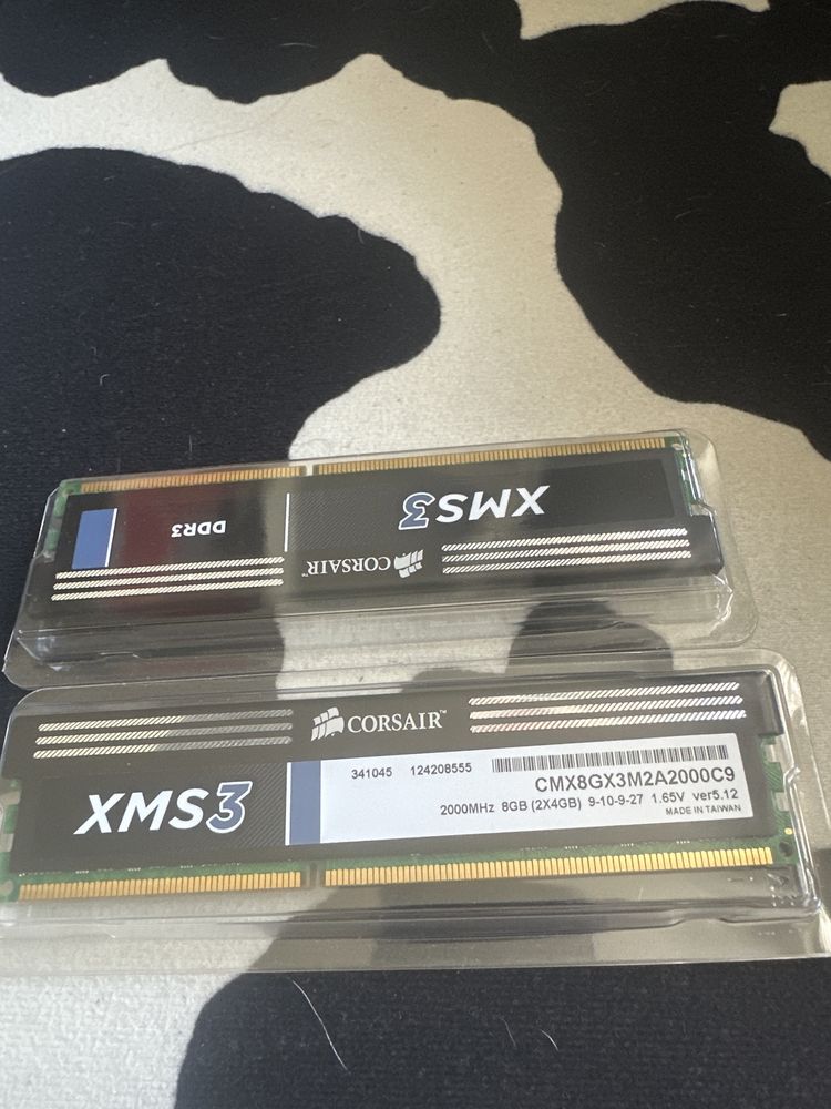 Corsair XMS3 8GB (2x4GB)