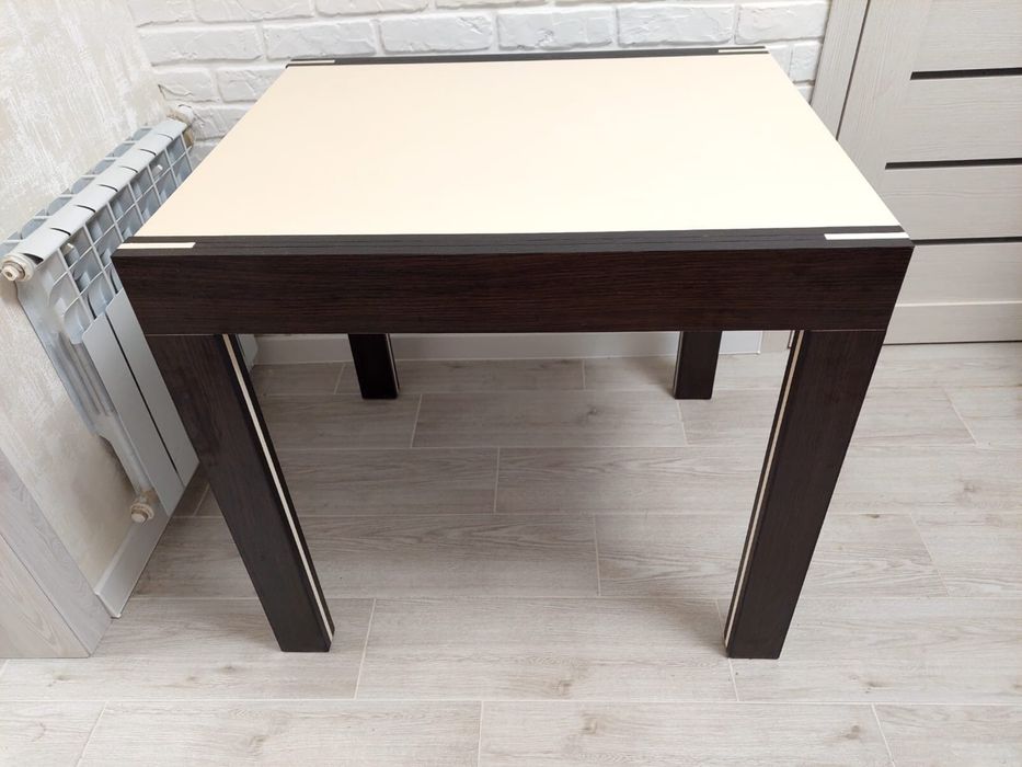 Стіл кухонний Новий!