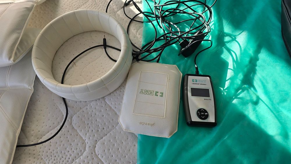 Aparat do terapii pulsującym polem magnetycznym niskiej częstotliwości