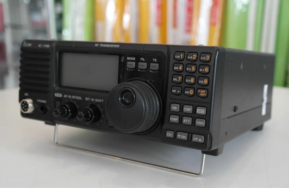 Radio hf cb icom ic718