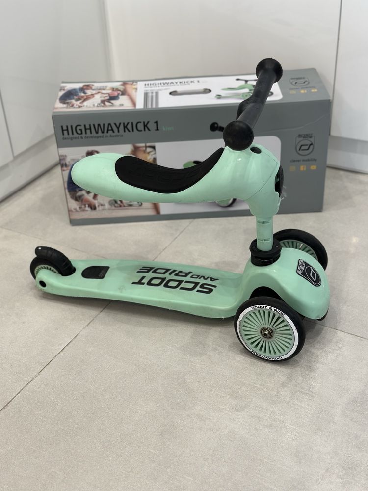 Hulajnoga jeździk Scoot and Ride Kiwi