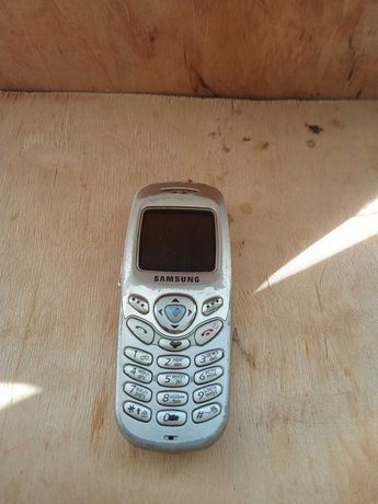 Телефон Samsung SGH-C200N