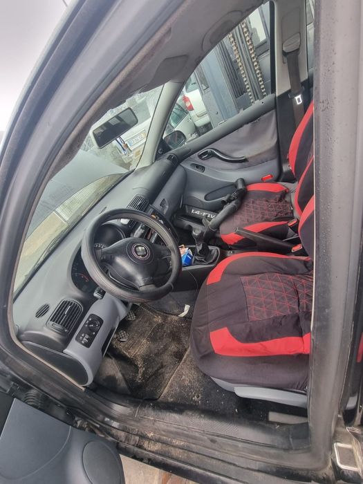 SEAT LEON 1M 1.4I/1.6I DE 2000 DISPONÍVEL PARA PEÇAS