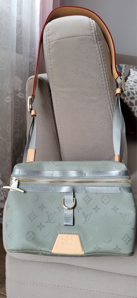 Torebka monogram Louis Vuitton LV