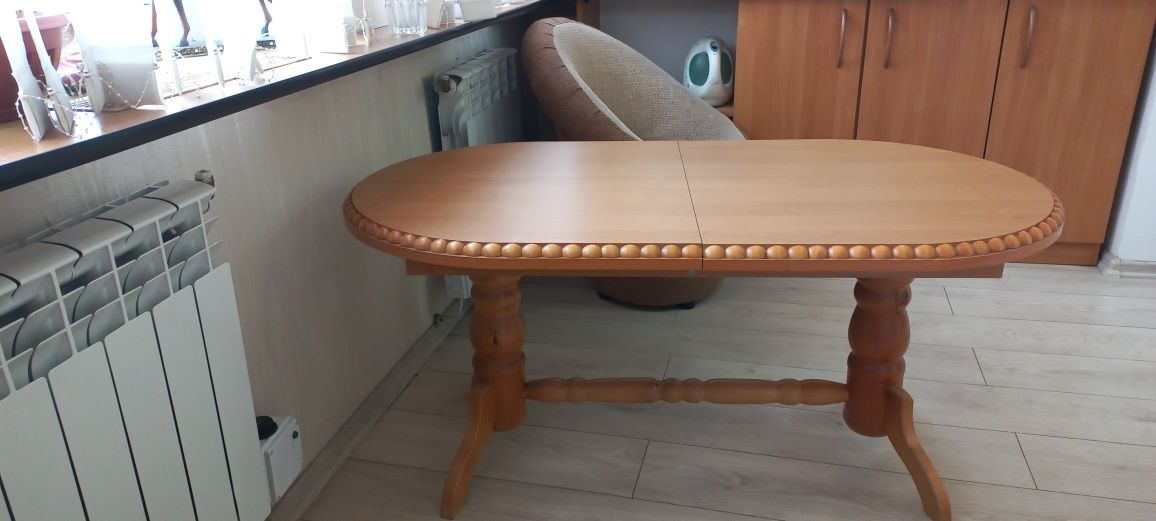 Кофейный столик (coffee table)