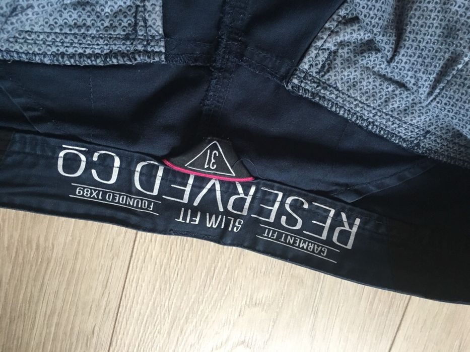 Spodnie Reserved slim fit rozmiar 31