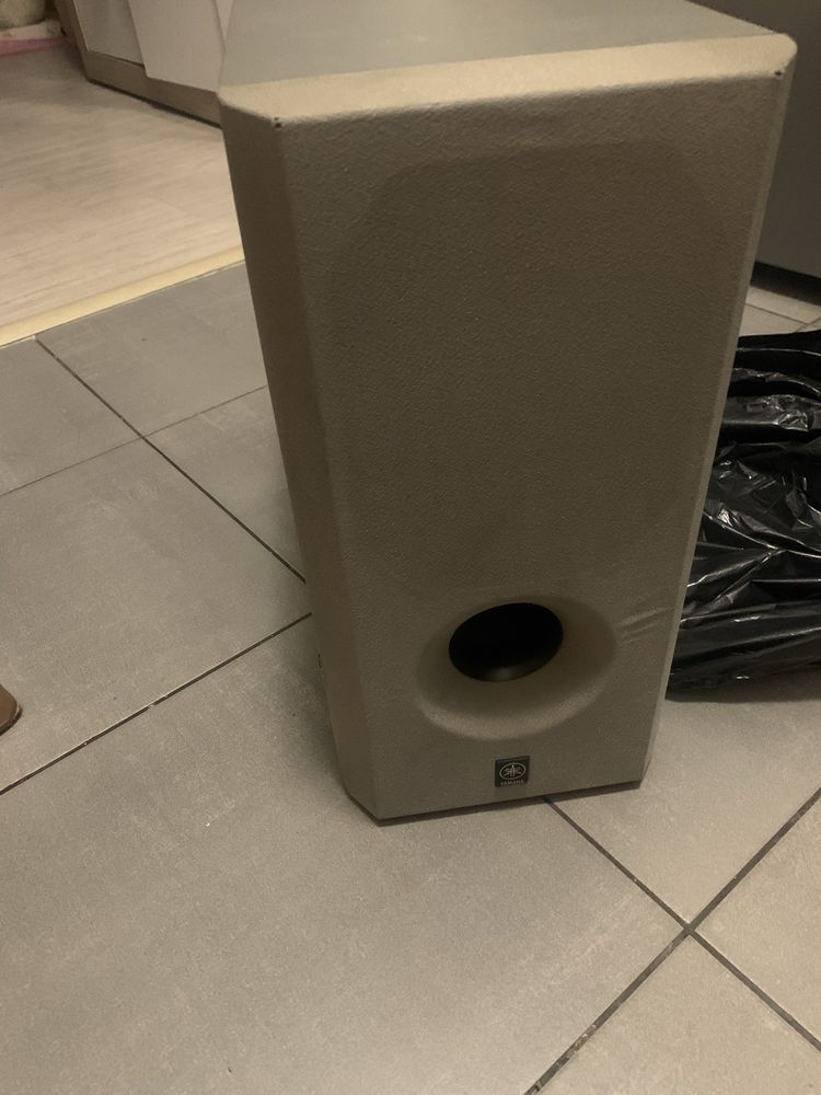 YAMAHA SW-P201 soobufer