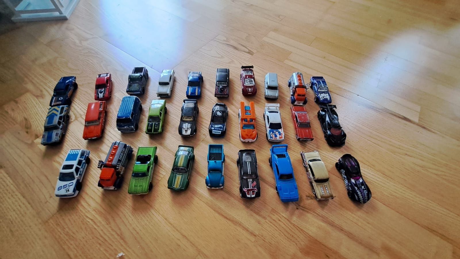 Resoraki, Auta roadster,  firmy siku, hotwheels.