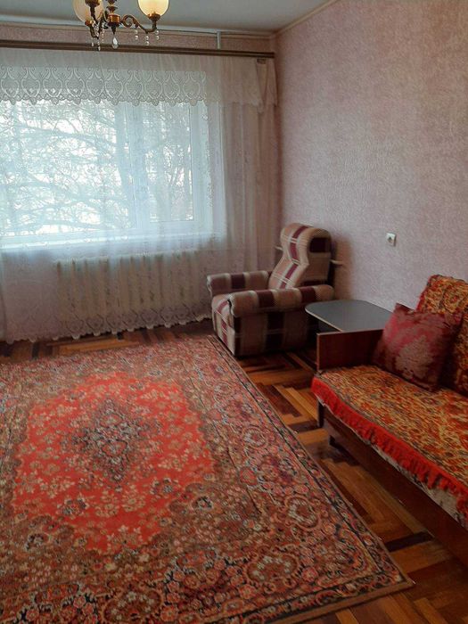 Сдам 3 комнатную квартиру Хортицкой район