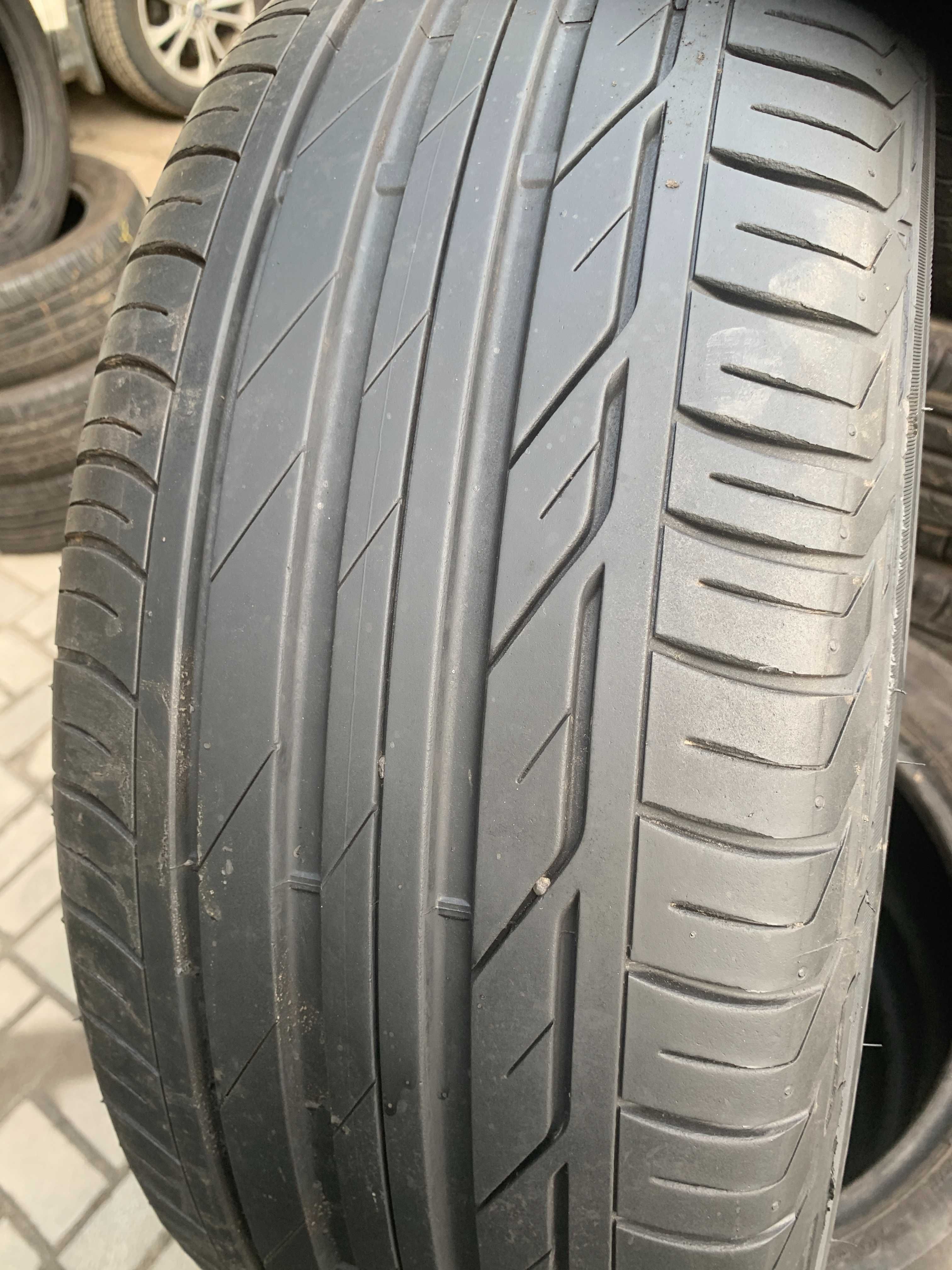 Шины летние 225/50R18  BRIDGESTONE Turanza T001
