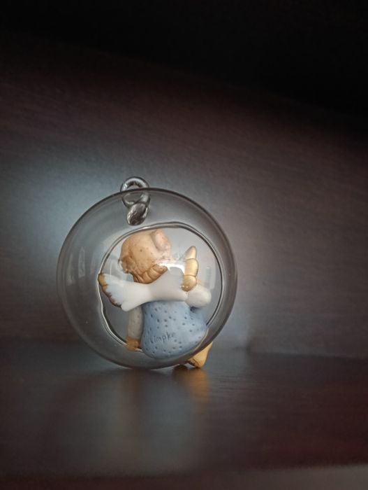 figurka aniołek bombka Goebel Nina i Marco szklana kula