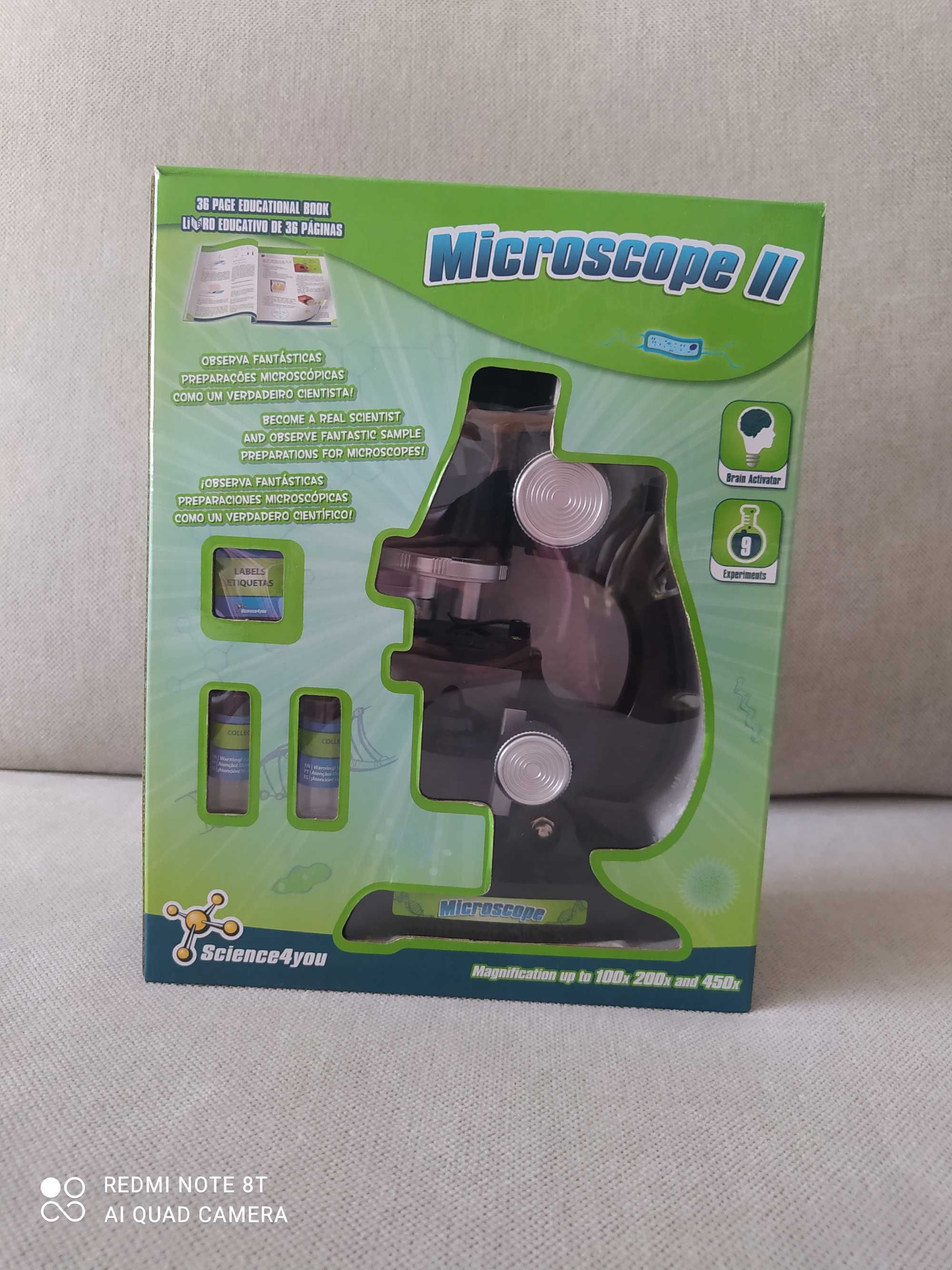 Microscopio com luz