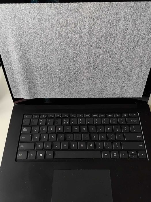 Laptop Microsoft Surface 3 dotykowy